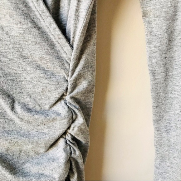 Moda Grey Ruched-Side Tee (Size M) - Picture 3 of 6
